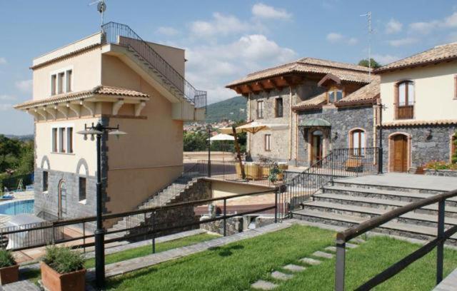 Gasthaus Antico Borgo Petralia Zafferana Etnea Exterior foto