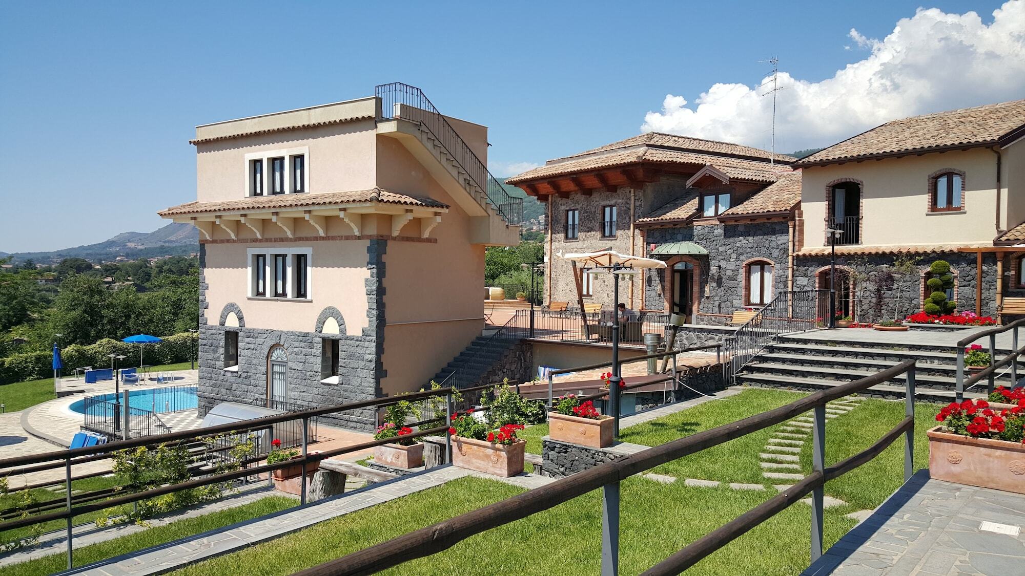 Gasthaus Antico Borgo Petralia Zafferana Etnea Exterior foto